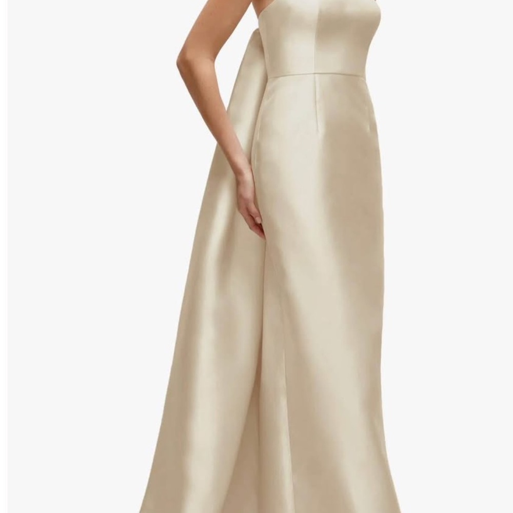 ALFRED SUNG Strapless Cream Gown - Picture 2 of 8
